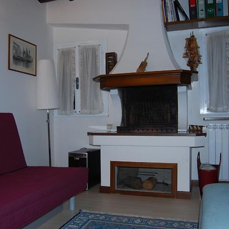Art Apartment Chioggia Eksteriør billede